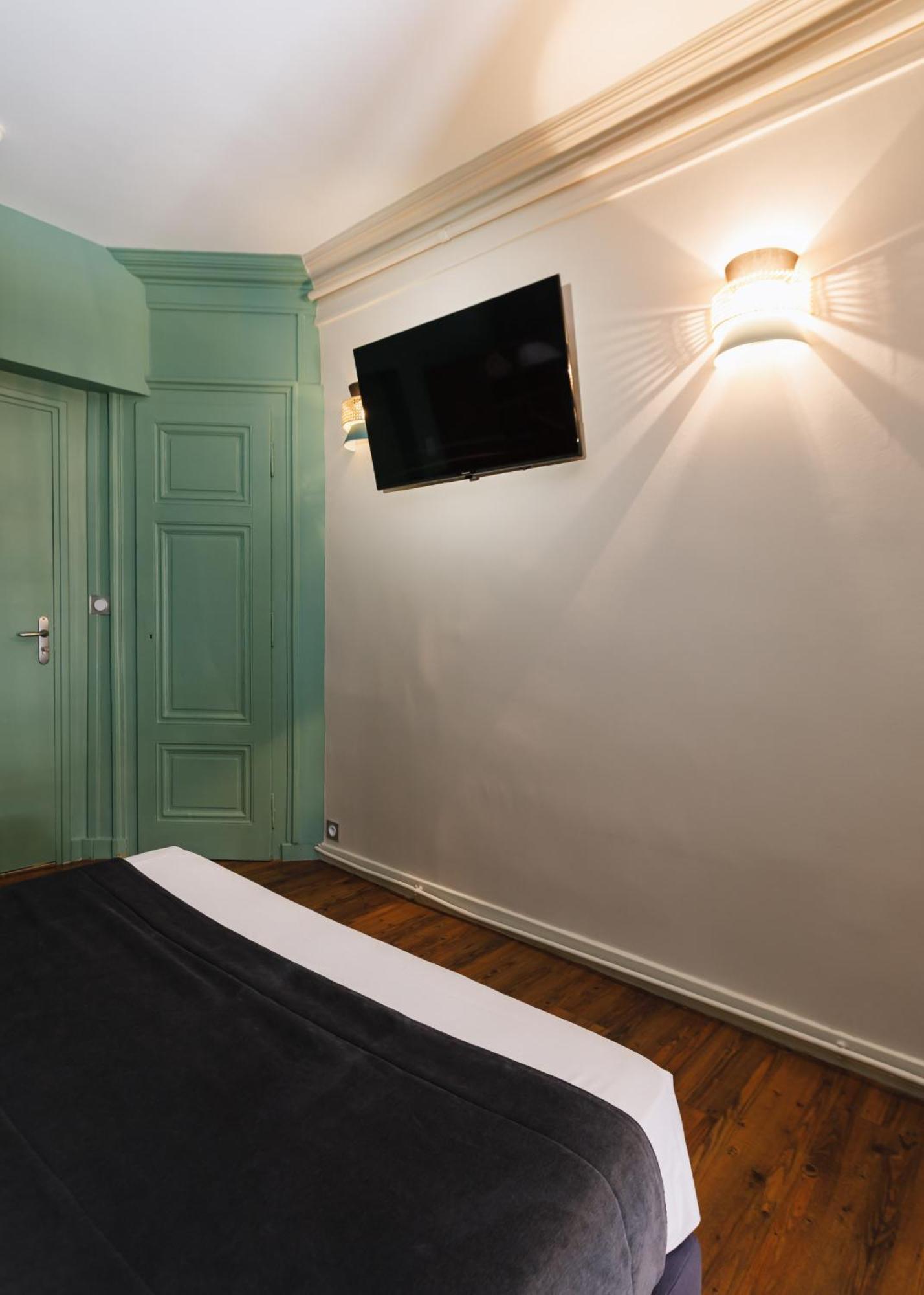 Hotel Du Dauphin Ліон Екстер'єр фото